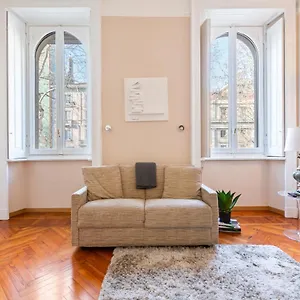 Porta Romana Cozy Apartamento