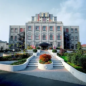Szálloda Starhotels Business Palace, Milánó
