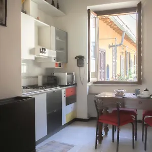 Bnbutler - Navigli - Vicolo Lavandai Milán